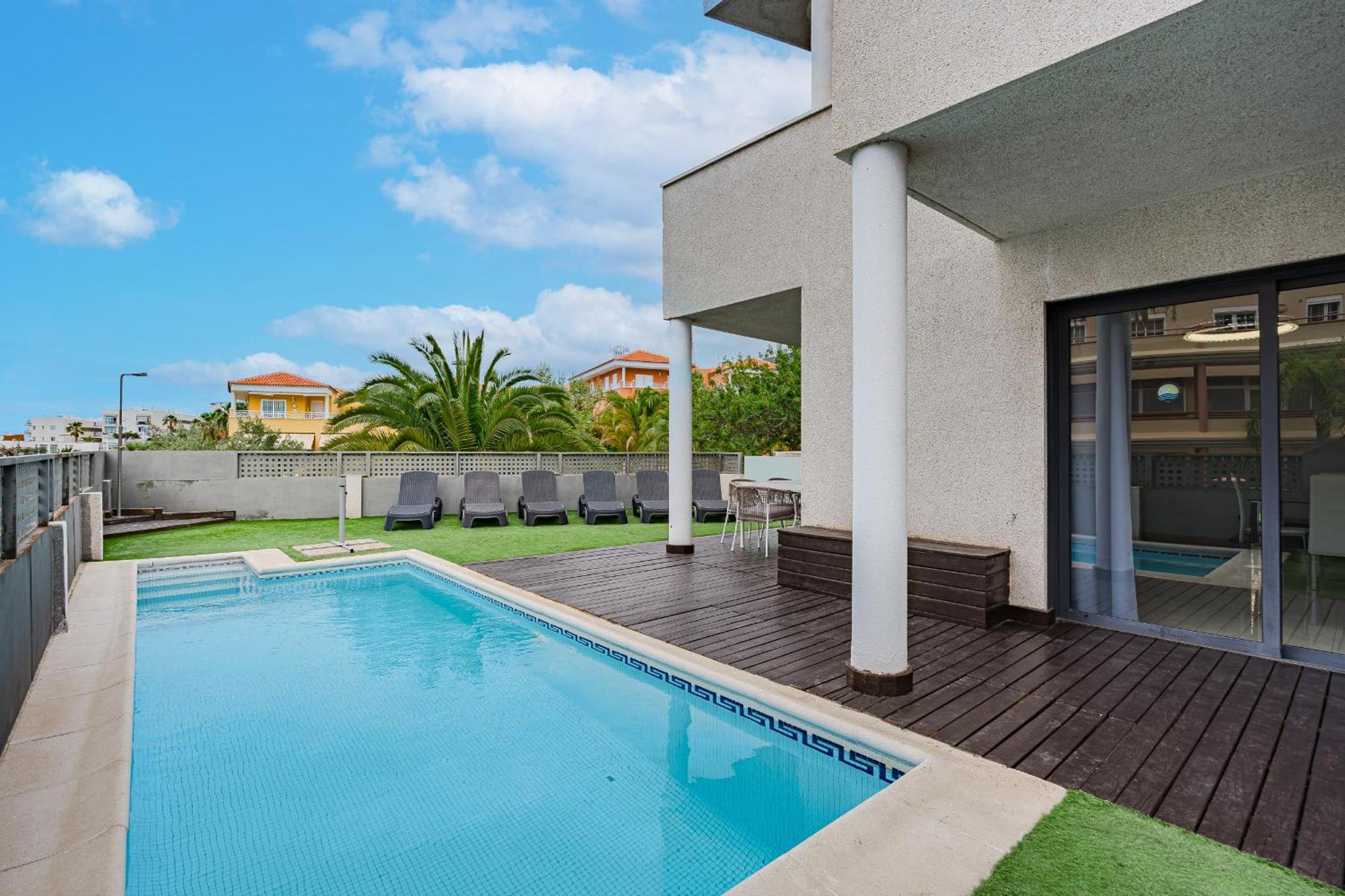 אדחה Casa Independiente Con Piscina Privada מראה חיצוני תמונה